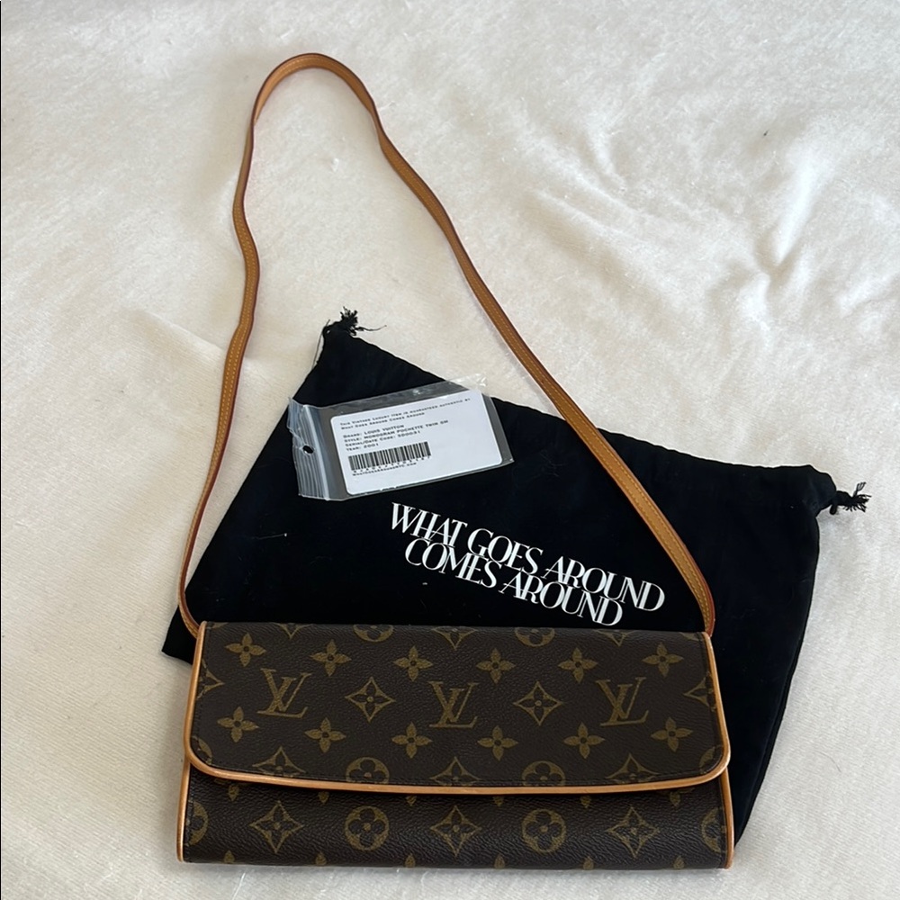 Authentic Louis Vuitton Brown Crossbody Monogram Pouchette Twin GM 2001